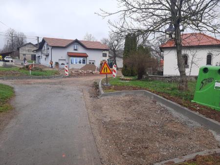 Drskovče ureditev trga in dostopne poti na igrišče (2)